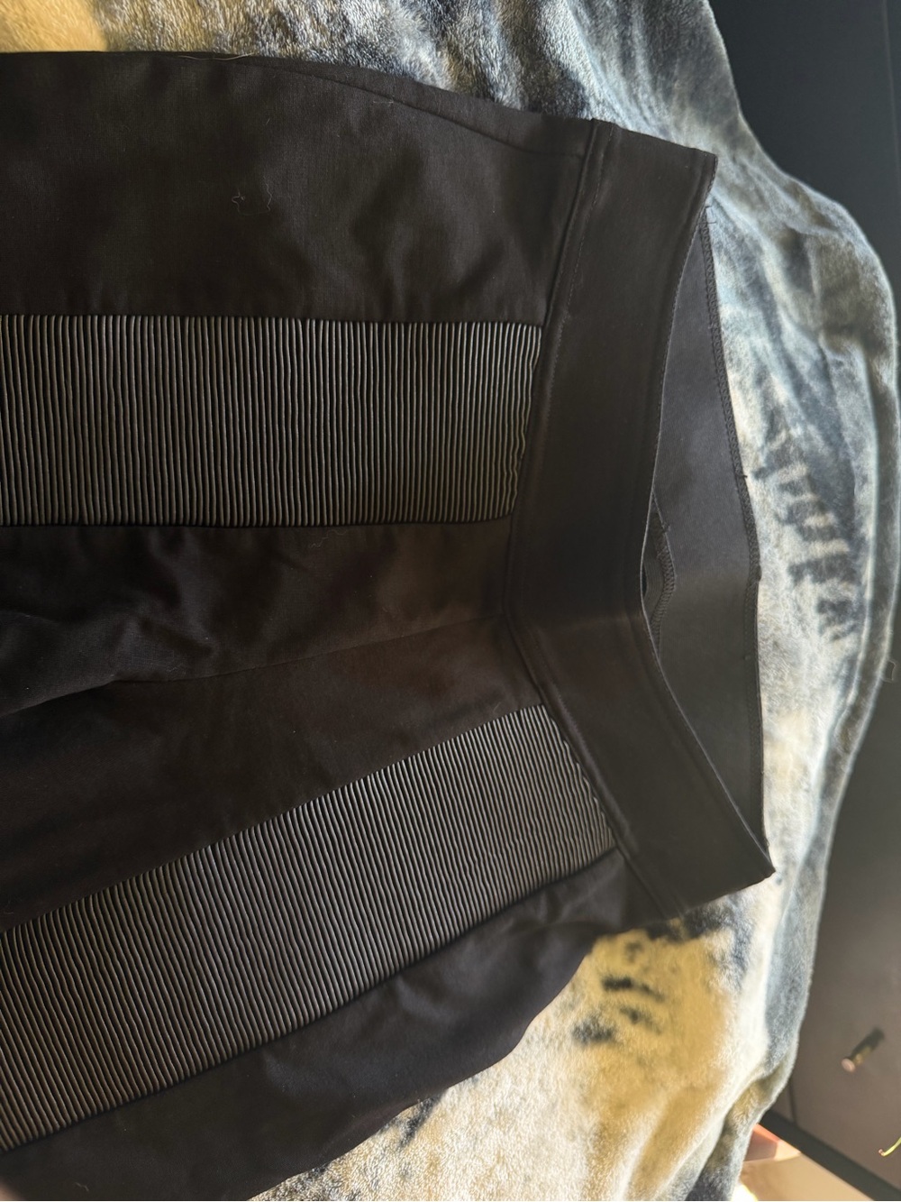 Peter Nygard Black Ribbed Pants - Picture 3 of 7
